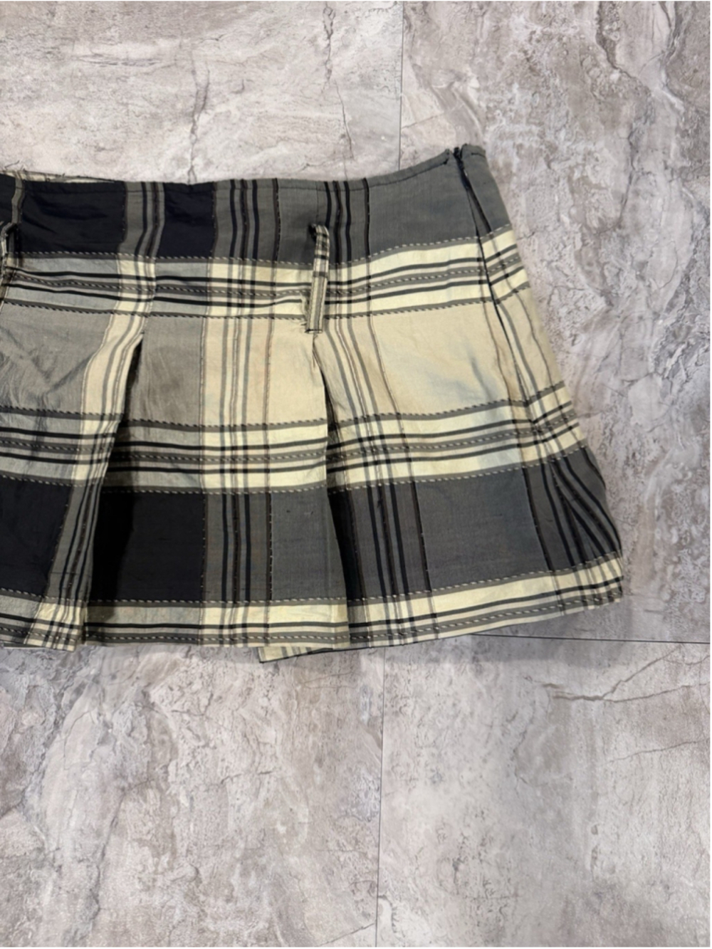 Vintage Y2K 90s Cherie 100% Silk Black Plaid Pleated Mini Skirt USA